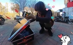 他从背后进人了我的身体